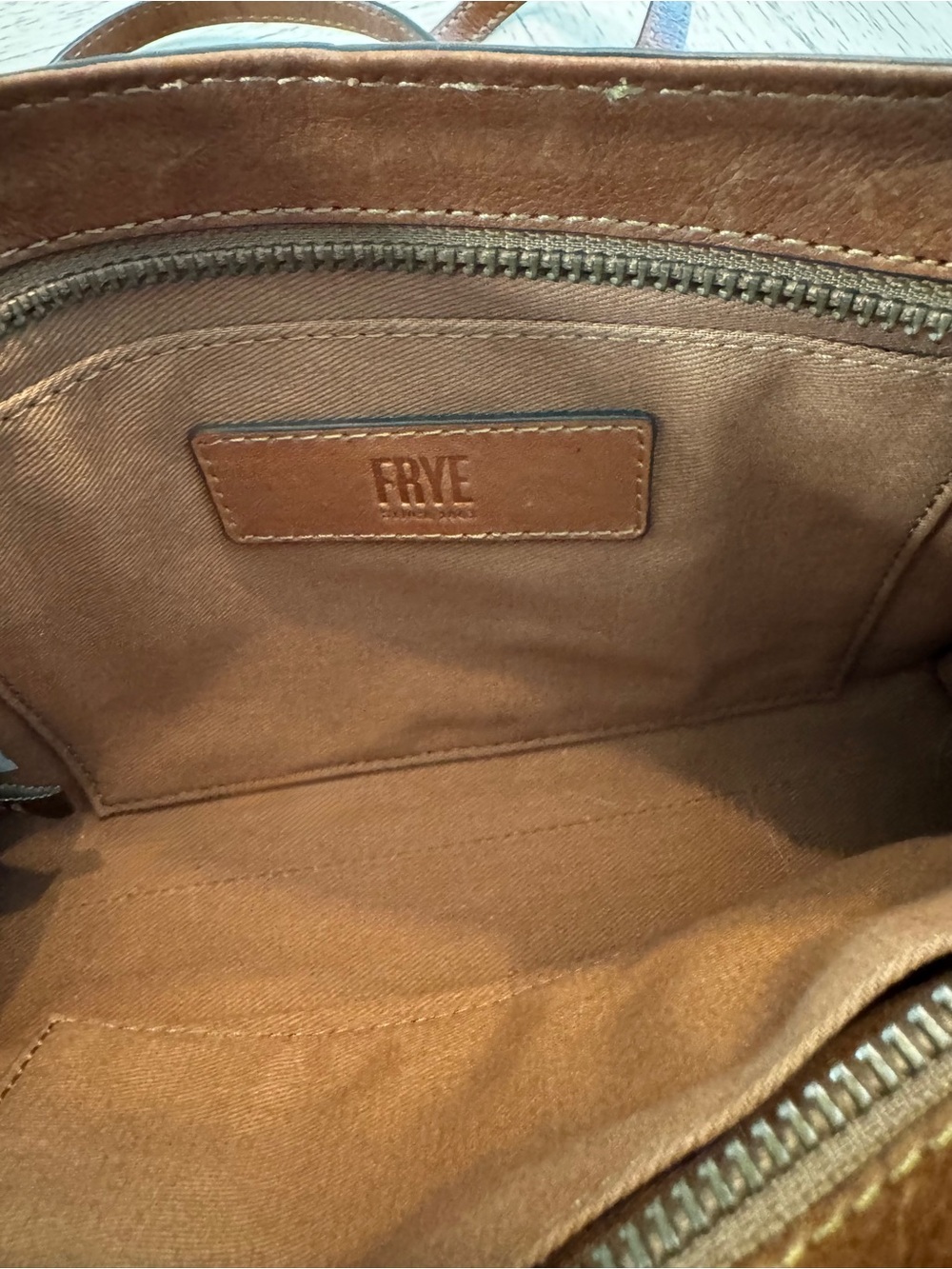 Frye Lucy Cognac Leather Crossbody Organizer Bag - Picture 12 of 16